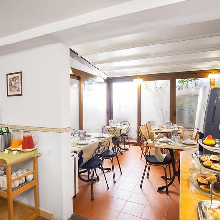 Hotel Piazza Di Spagna Róma Kültér fotó