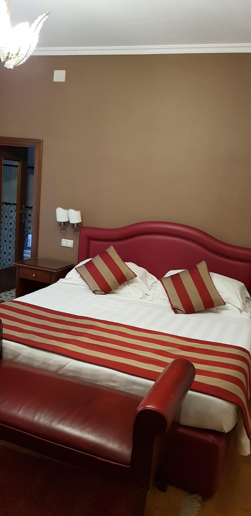 Hotel Piazza Di Spagna Róma Kültér fotó